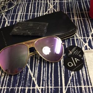 New with tags quay sun glasses ❤️❤️